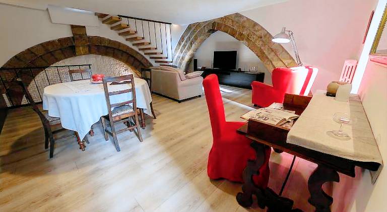 Rental apartment with 2 rooms for 6 persons — photo 3