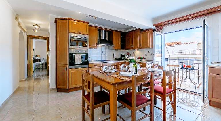 Holiday apartment with terrace | Pets are welcome in Kefalonia