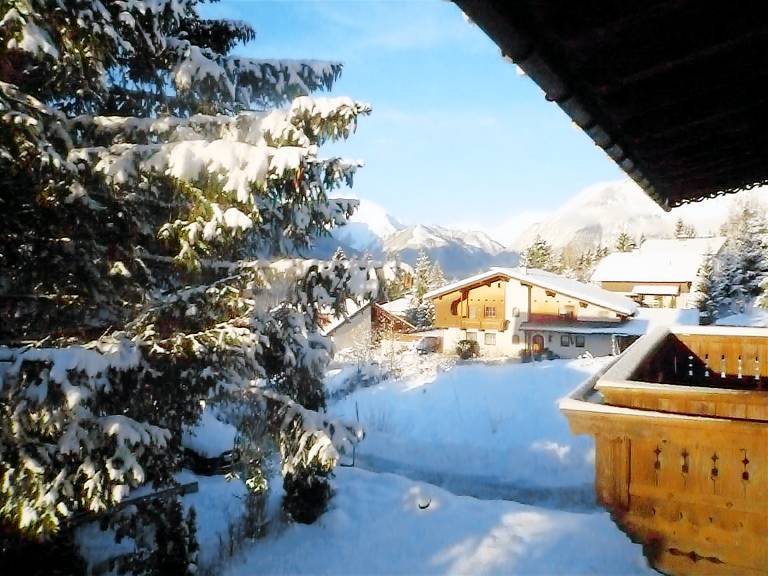 Rental apartment with terrace, garden & barbeque | Lake view — photo 3