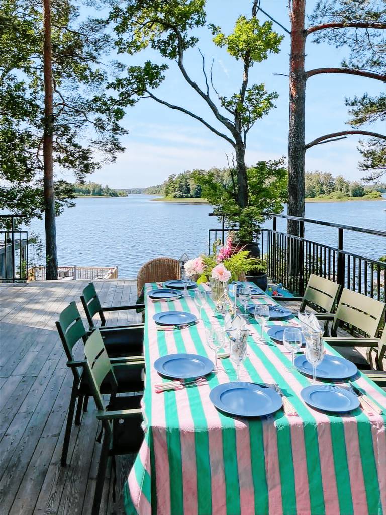 Architectural cabin with magnificent lake view — photo 3