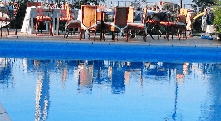 House with pool | Dogs allowed — photo 3