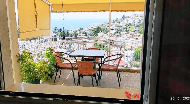 Holiday apartment with terrace — photo 4