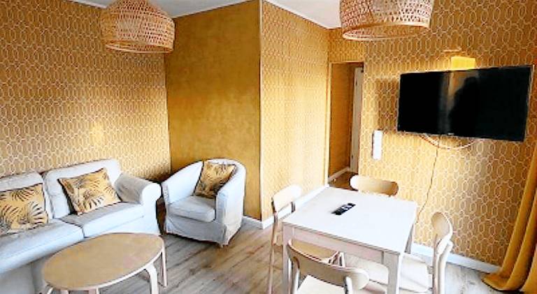 Holiday apartment with 2 rooms for 4 persons — photo 2
