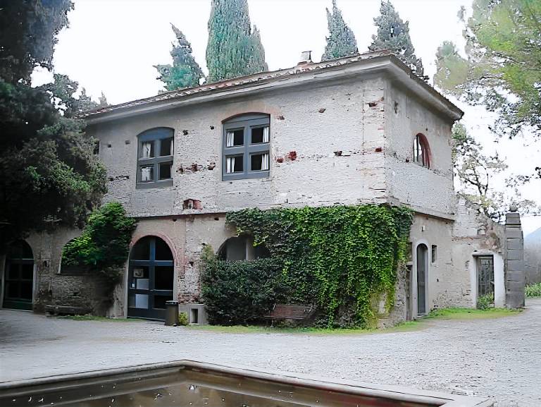 Bed & Breakfast  Prato