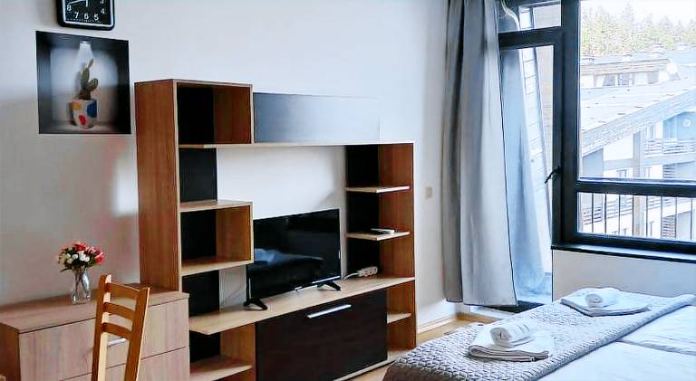 Serviced apartment with garden, pool & jacuzzi — photo 2