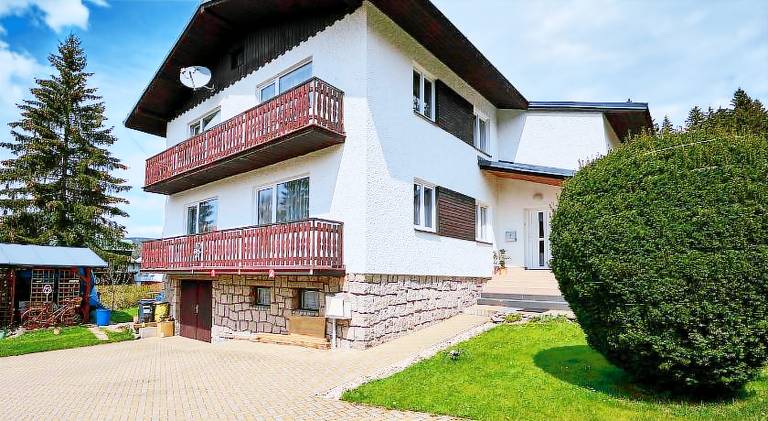 Beautiful holiday apartment with yard & pool | Dogs allowed — photo 3