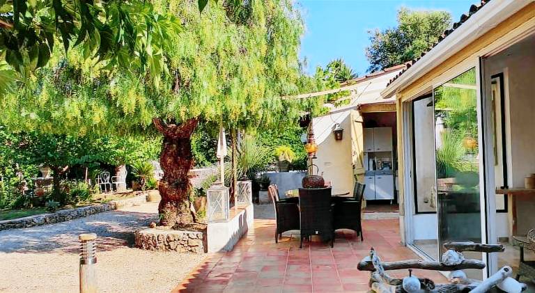Villa with private pool, terrace & BBQ — photo 4