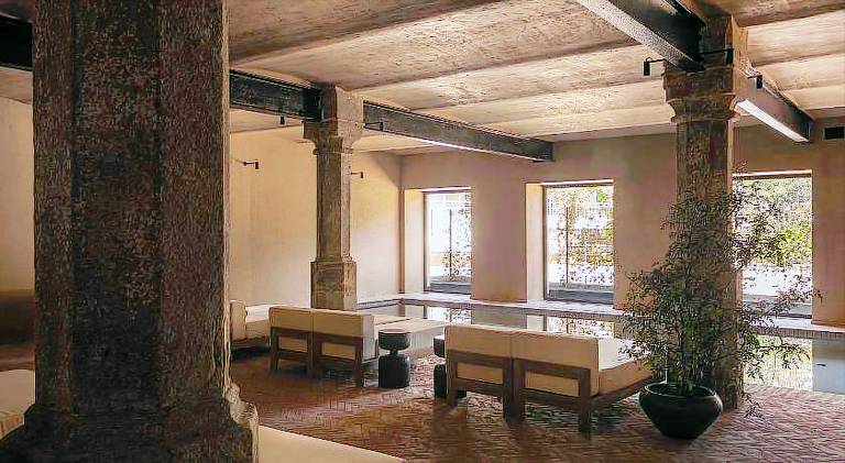 Hotel Elephant — photo 2