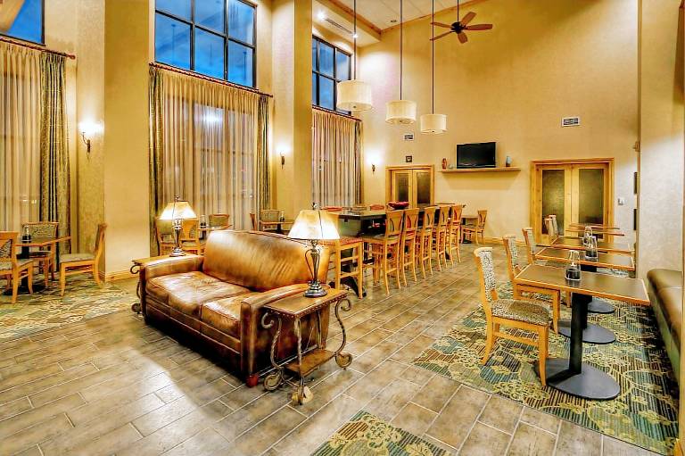 Hampton Inn & Suites Billings West I-90 — photo 2