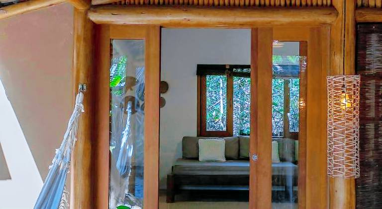 House with jacuzzi — photo 4