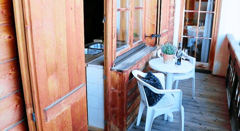 Apartment with yard & terrace | Pet-friendly — photo 3
