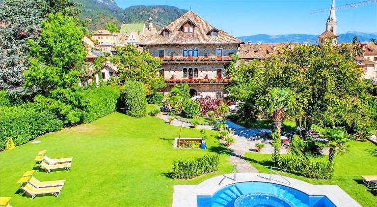 Schlosshotel Aehrental in Caldaro Sulla Strada del Vino