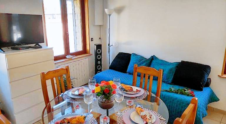 House with patio | Pets are welcome — photo 3