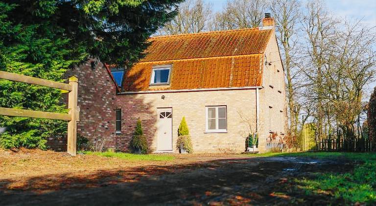 Vacation home with jacuzzi in Hasselt