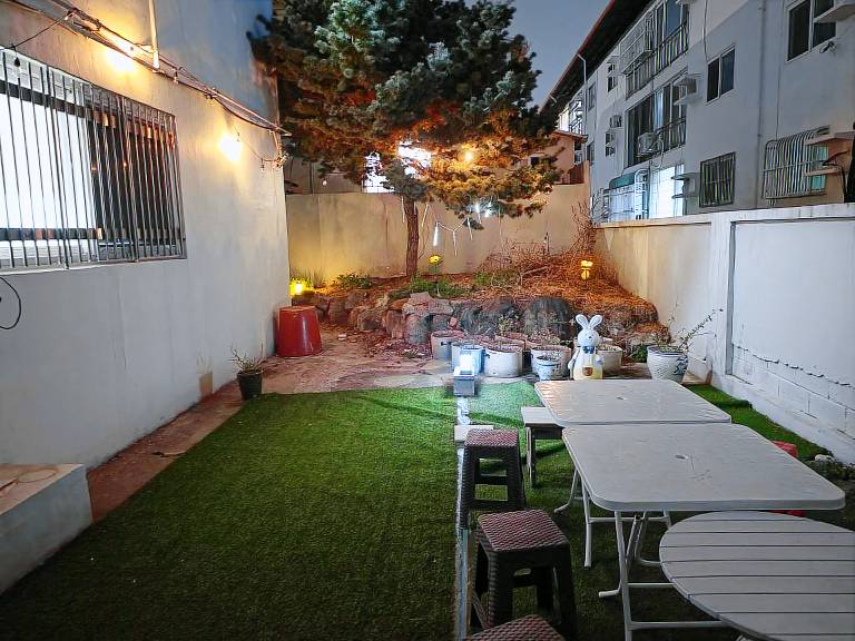 Villa with hot tub, BBQ & garden | Water view | Perfect for remote work — photo 4