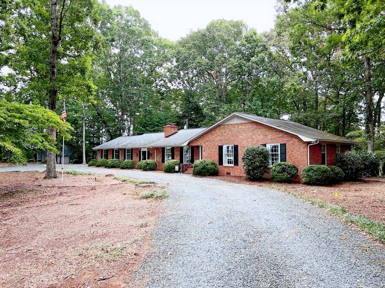 House  Weddington
