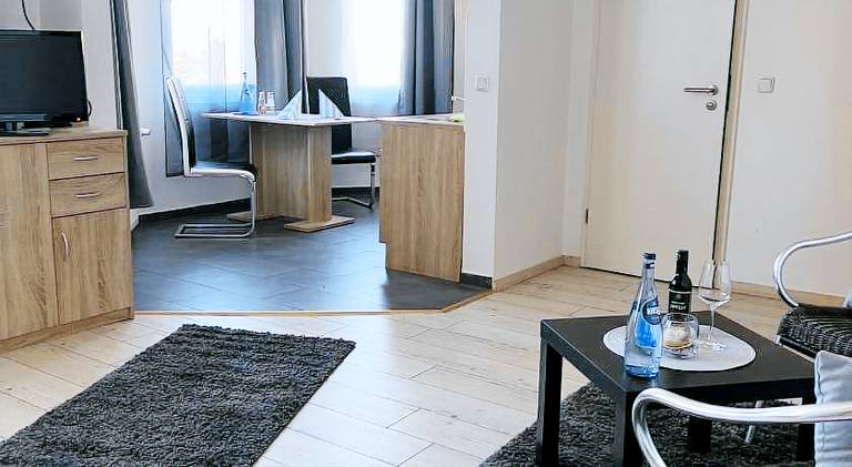 Rental apartment with 1 room for 2 persons — photo 2