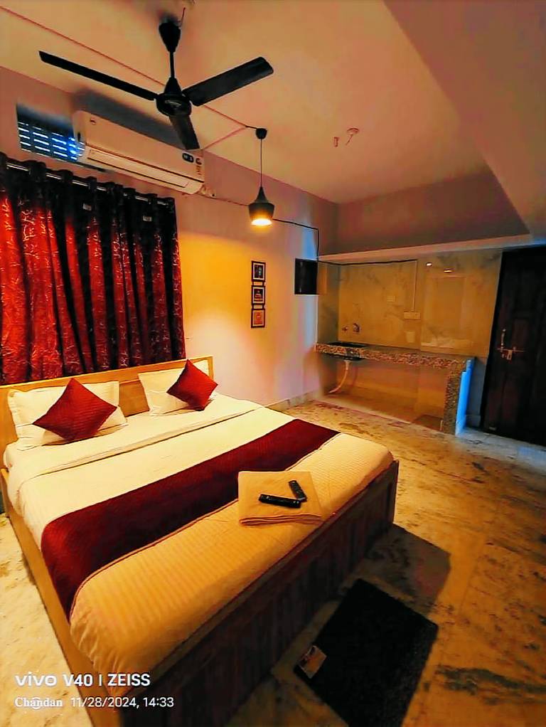 Goroomgo Rail View Guest House Puri — photo 2