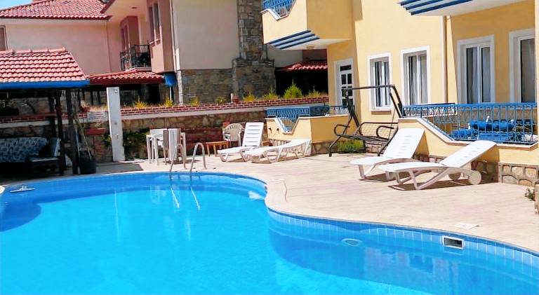 Lovely apartment with garden & pool | Pet-friendly — photo 2