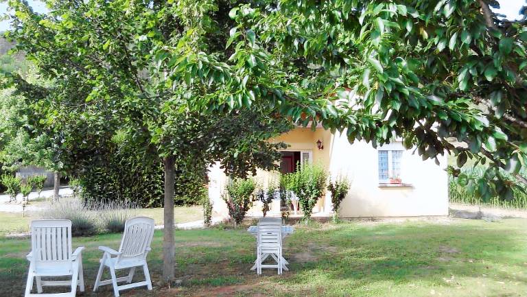 Vacation home with BBQ & garden | Nature view — photo 3