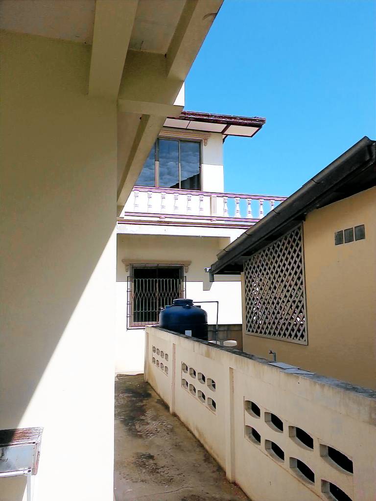 House | Beach nearby | Pet-friendly — photo 4