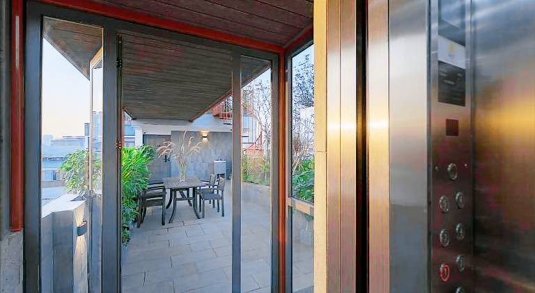 Serviced apartment with patio & yard | Good for workation — photo 5