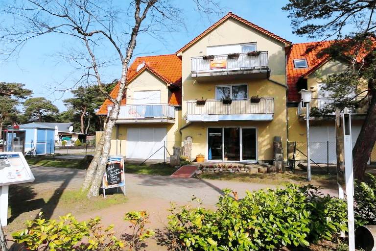 Vacation home with garden | Next to the beach | Pets are welcome in Ostseebad Dierhagen