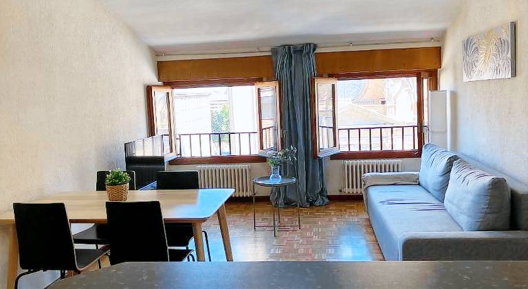 Holiday apartment | Next to Cathedral-Basilica of Our Lady of the Pillar | Pet-friendly — photo 3