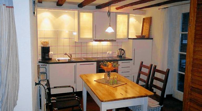 Vacation home with patio — photo 4