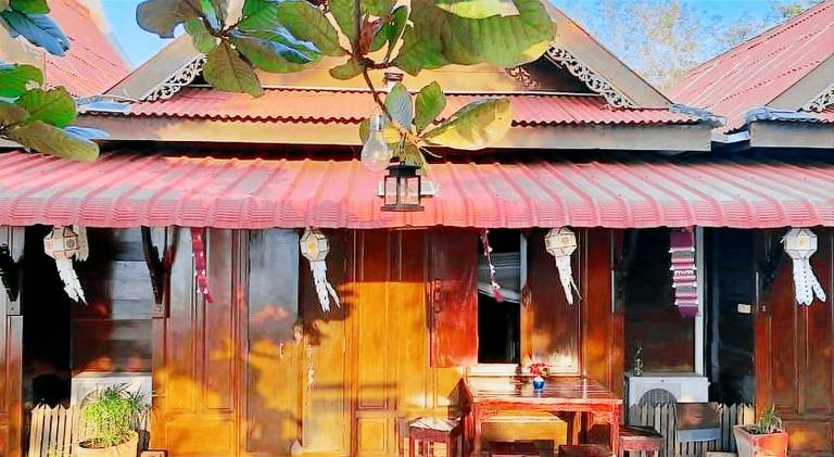 Ruenton Resort เรือนต้น รีสอร์ท in Sattahip
