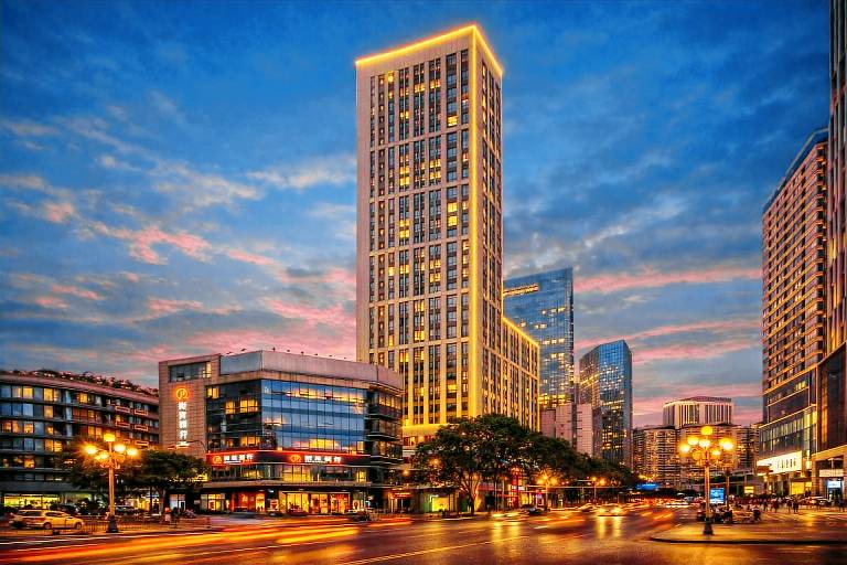 Anara Aparthotel Chengdu Chunxi Road in Chengdu