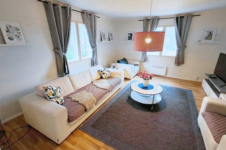 House with yard, sauna & BBQ — photo 2