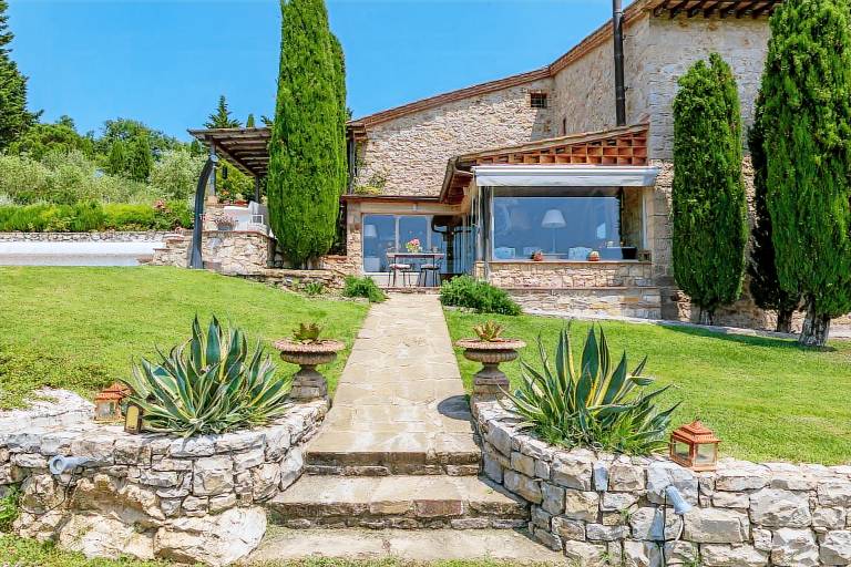 Child-friendly spacious vacation home with garden, jacuzzi & terrace | Good for workation | Pets allowed — photo 5