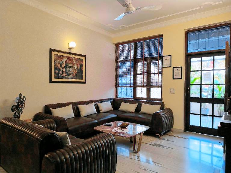 2500 m² Villa