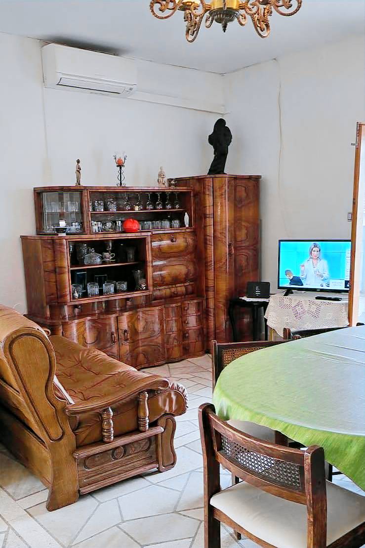 Rental apartment with terrace, barbecue & garden — photo 4