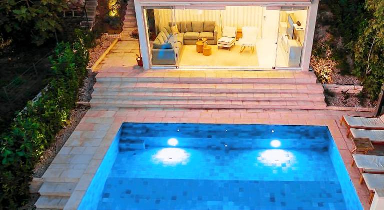 Lovely villa with pool & hot tub | Pets allowed in Brela