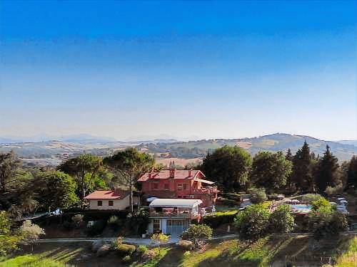 Farmhouse Mondavio
