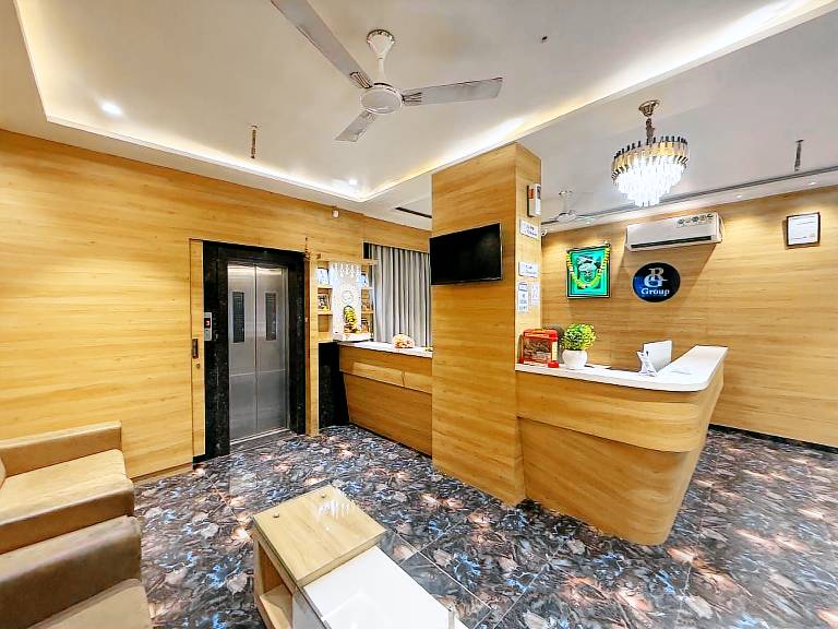 Hotel Krish Villa
