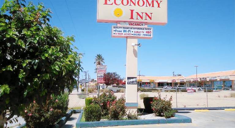 Economy Inn in Victorville, CA