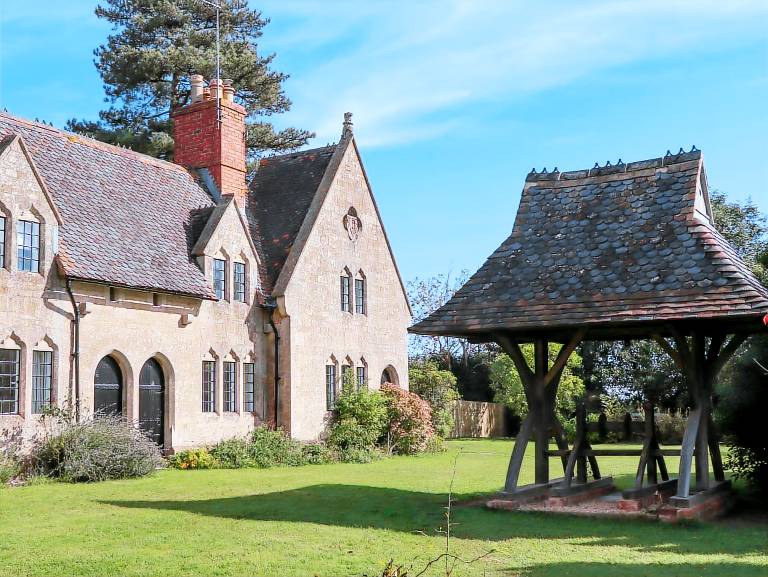 Cottage Tewkesbury