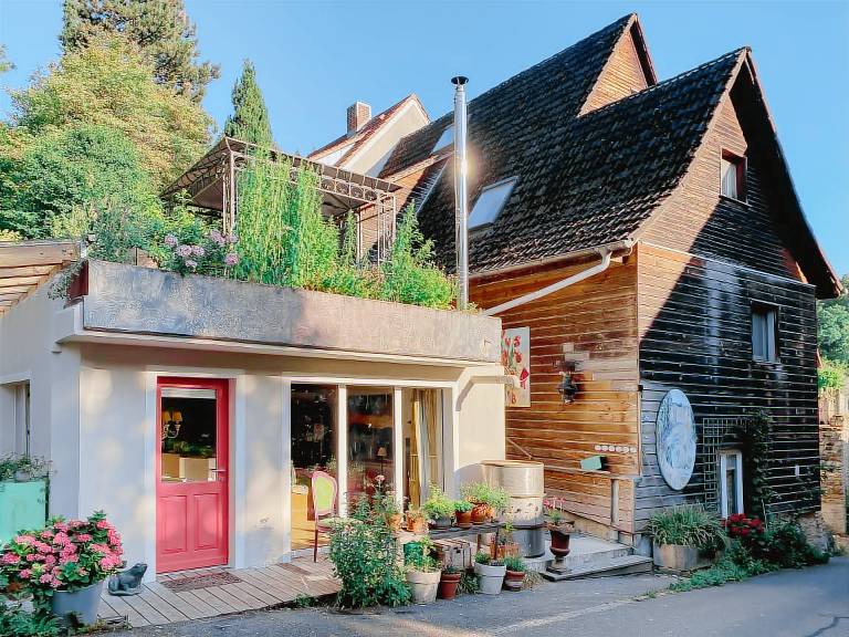Apartment 'Haus der Malerin Wolke Eins' with Mountain View, Private Terrace and Wi-Fi in Badenweiler