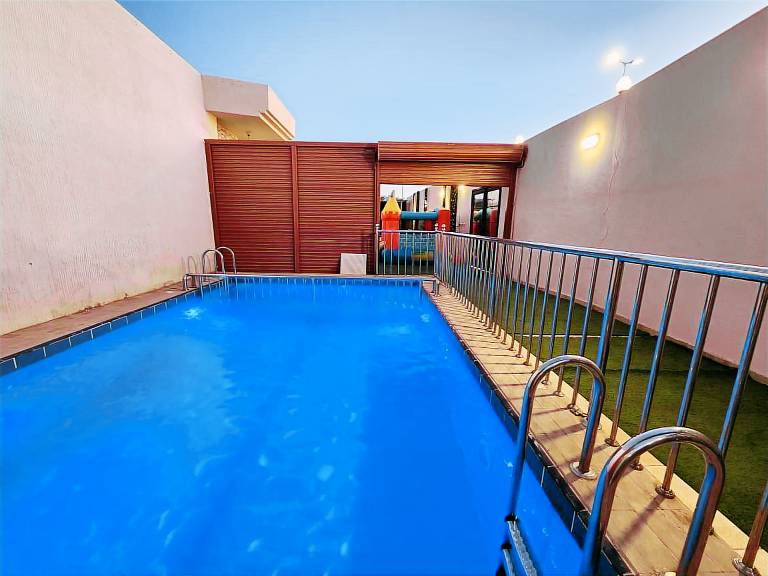 House  Al Jamiah