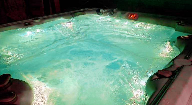 Villa with pool & jacuzzi | Dogs allowed — photo 5