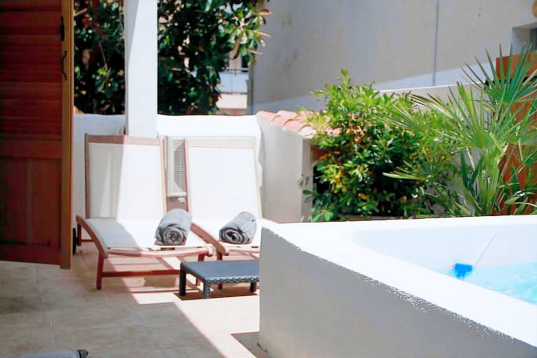 House Calvi