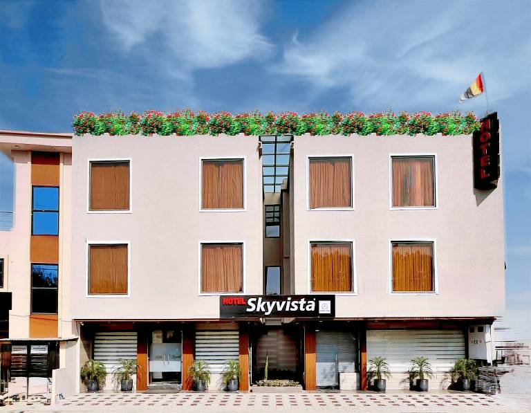 Hotel Skyvista