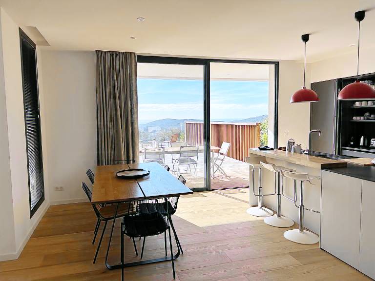 Family-oriented house with barbecue, patio & private pool | Sea view | Suitable for remote work | Pet-friendly — photo 4