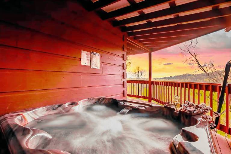 Nature's Hideaway - Retreat to Scenic Vistas, Hot Tub Soaks & Games Just 15 Minutes from Downtown! — photo 2
