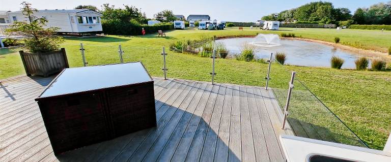 Lodge with garden — photo 4