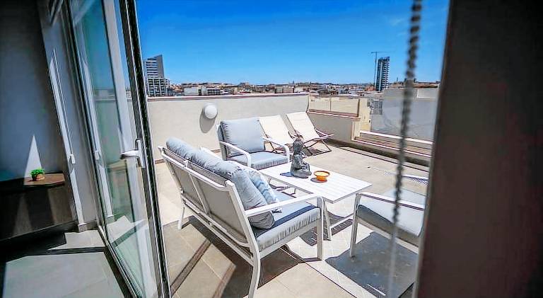 Rental apartment with 2 rooms for 6 persons — photo 4