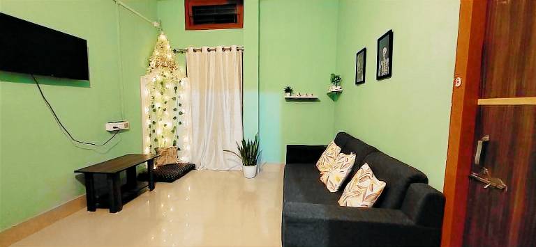 Beautiful vacation home with patio | Dogs allowed in Guwahati